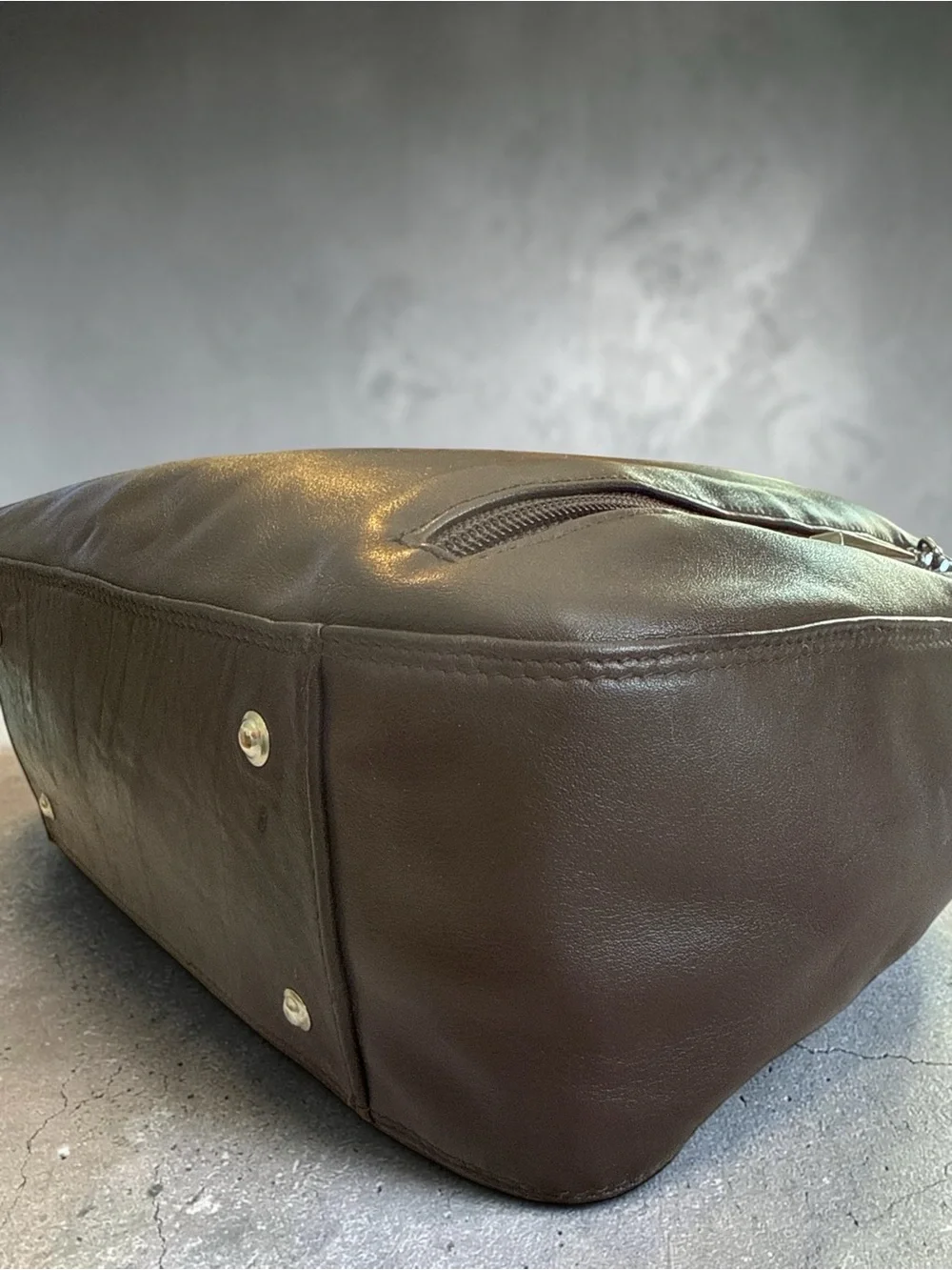 Perlina New York Brown Leather Hobo Shoulder Bag Silver Hardware Zip Pocket